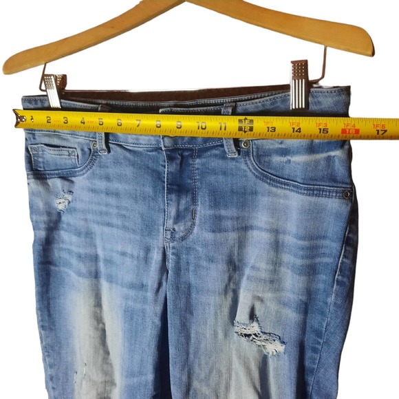 Maurices Women's Size M Distressed Midrise Skinny Jeans Raw Hem Blue - Picture 3 of 9